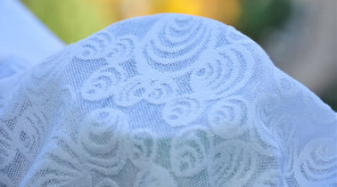 व्हाइट Jacquard असबाब कपड़ा शादी का जोड़ा कपड़ा, चौड़ाई 57 "/ 58"